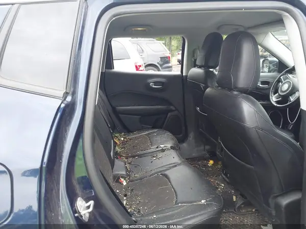 3C4NJDBB3JT100106 2018 JEEP COMPASS - Image 8
