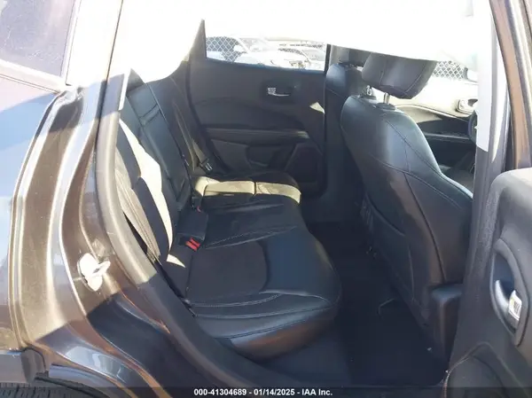 3C4NJDBB3JT103703 2018 JEEP COMPASS - Image 8