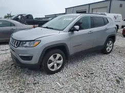 3C4NJDBB3JT112420 2018 JEEP COMPASS
