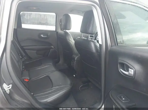 3C4NJDBB3JT116791 2018 JEEP COMPASS - Image 8