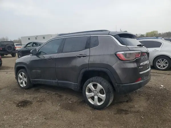 3C4NJDBB3JT128245 2018 JEEP COMPASS - Image 2