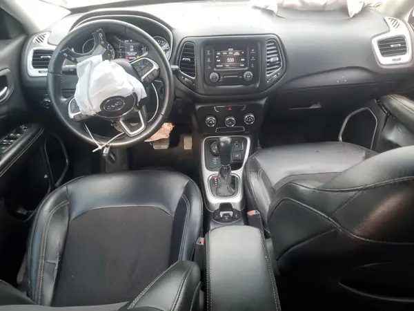 3C4NJDBB3JT128245 2018 JEEP COMPASS - Image 8