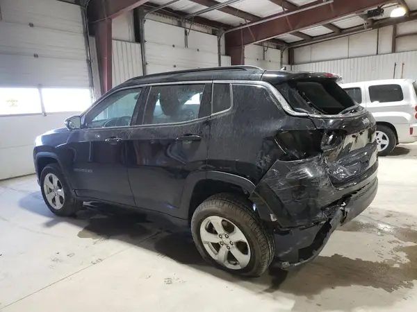 3C4NJDBB3JT142517 2018 JEEP COMPASS - Image 2