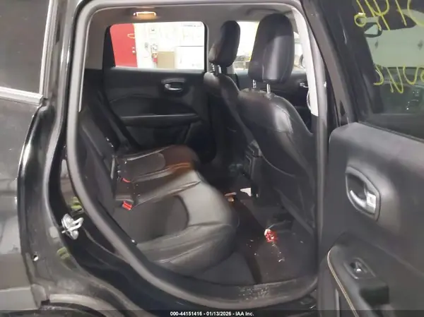 3C4NJDBB3JT143134 2018 JEEP COMPASS - Image 8
