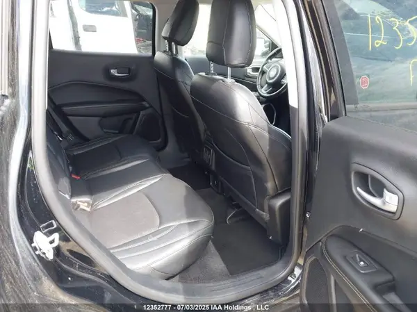 3C4NJDBB3JT145790 2018 JEEP COMPASS - Image 8