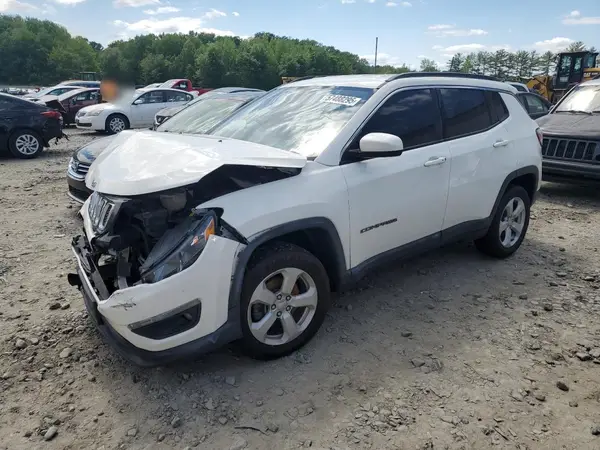 3C4NJDBB3JT147166 2018 JEEP COMPASS - Image 1