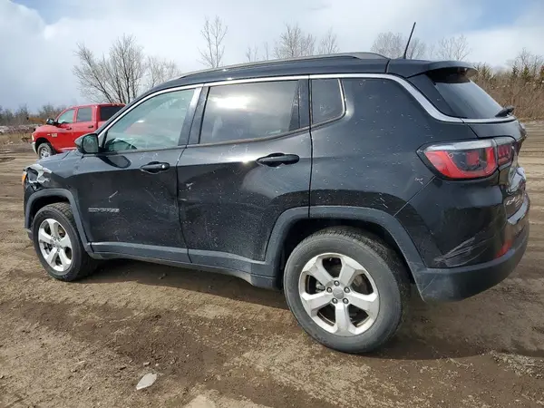 3C4NJDBB3JT153078 2018 JEEP COMPASS - Image 2