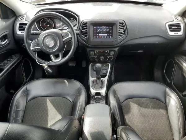 3C4NJDBB3JT153078 2018 JEEP COMPASS - Image 8