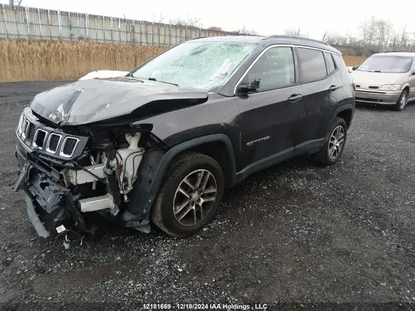 3C4NJDBB3JT169183 2018 JEEP COMPASS - Image 2