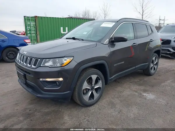 3C4NJDBB3JT175663 2018 JEEP COMPASS - Image 2