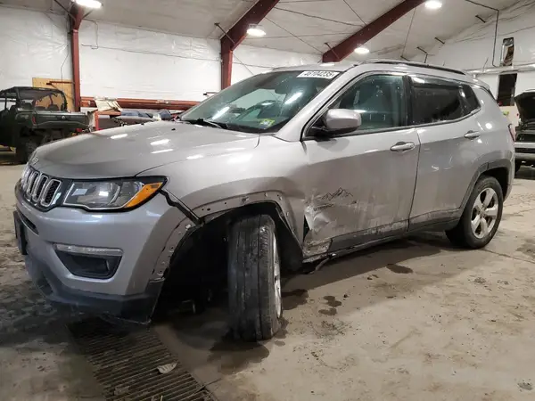 3C4NJDBB3JT223677 2018 JEEP COMPASS - Image 1