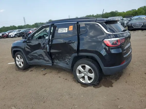 3C4NJDBB3JT238339 2018 JEEP COMPASS - Image 2