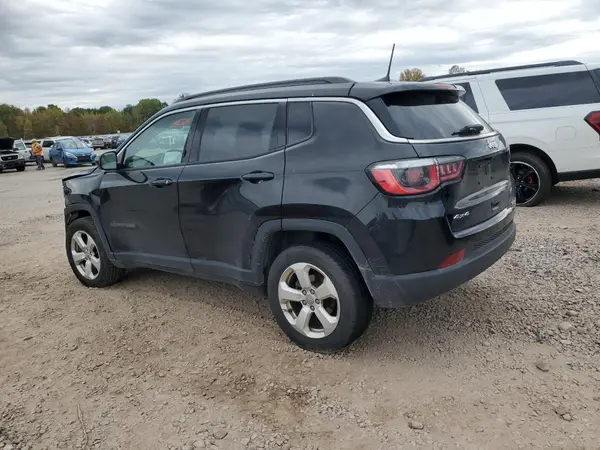 3C4NJDBB3JT246005 2018 JEEP COMPASS - Image 2