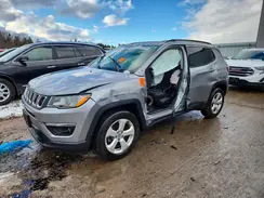 3C4NJDBB3JT246067 2018 JEEP COMPASS