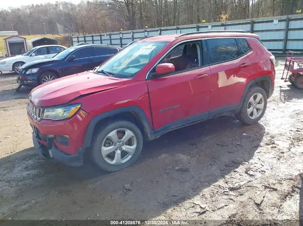 3C4NJDBB3JT249146 2018 JEEP COMPASS - Image 2