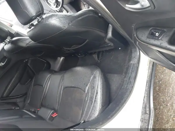 3C4NJDBB3JT256260 2018 JEEP COMPASS - Image 8