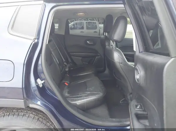 3C4NJDBB3JT265041 2018 JEEP COMPASS - Image 8