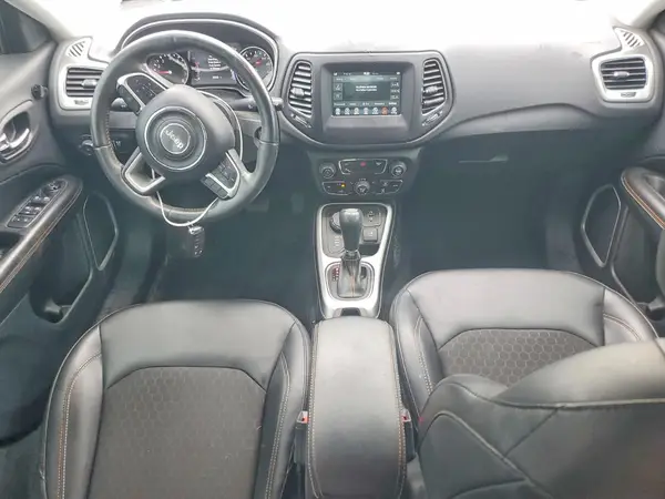 3C4NJDBB3JT270515 2018 JEEP COMPASS - Image 8