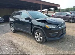 3C4NJDBB3JT270658 2018 JEEP COMPASS