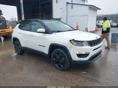 3C4NJDBB3JT298850 2018 JEEP COMPASS