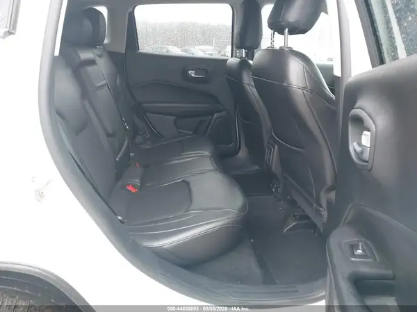 3C4NJDBB3JT298850 2018 JEEP COMPASS - Image 8
