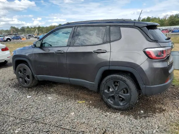 3C4NJDBB3JT299058 2018 JEEP COMPASS - Image 2