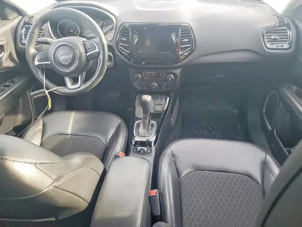 3C4NJDBB3JT301567 2018 JEEP COMPASS - Image 8