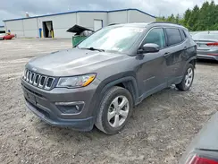 3C4NJDBB3JT303044 2018 JEEP COMPASS