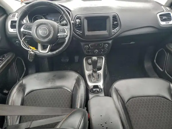 3C4NJDBB3JT307255 2018 JEEP COMPASS - Image 8