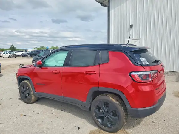 3C4NJDBB3JT313427 2018 JEEP COMPASS - Image 2