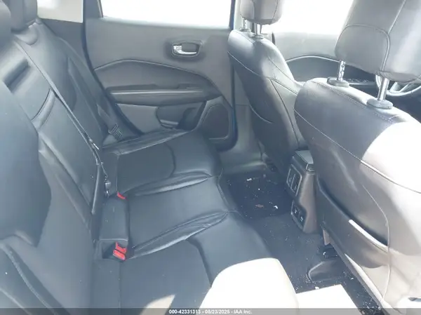 3C4NJDBB3JT313458 2018 JEEP COMPASS - Image 8