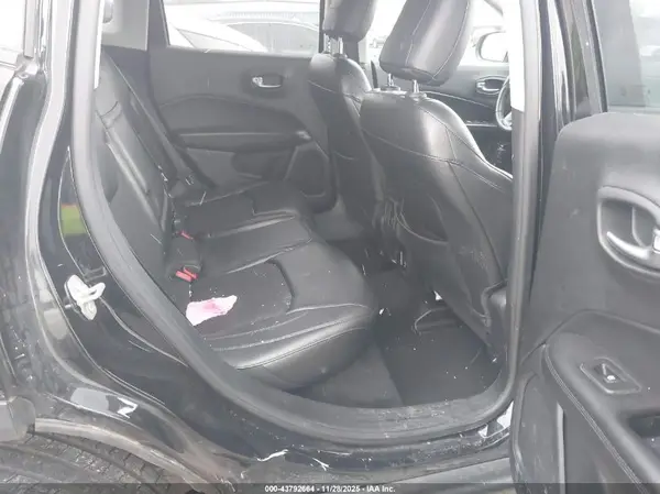 3C4NJDBB3JT313623 2018 JEEP COMPASS - Image 8
