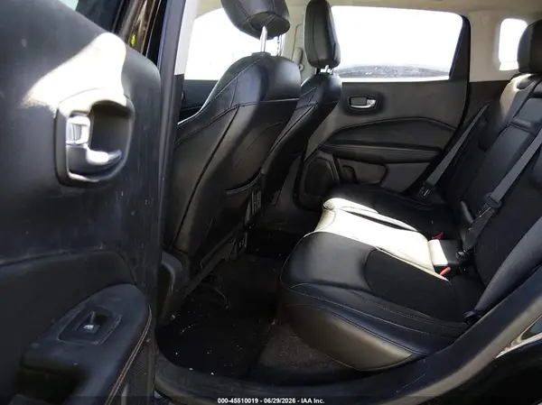 3C4NJDBB3JT349487 2018 JEEP COMPASS - Image 8