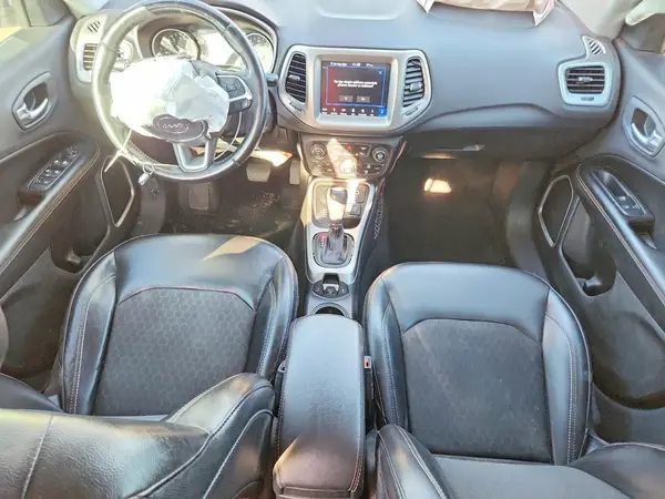3C4NJDBB3JT359761 2018 JEEP COMPASS - Image 8