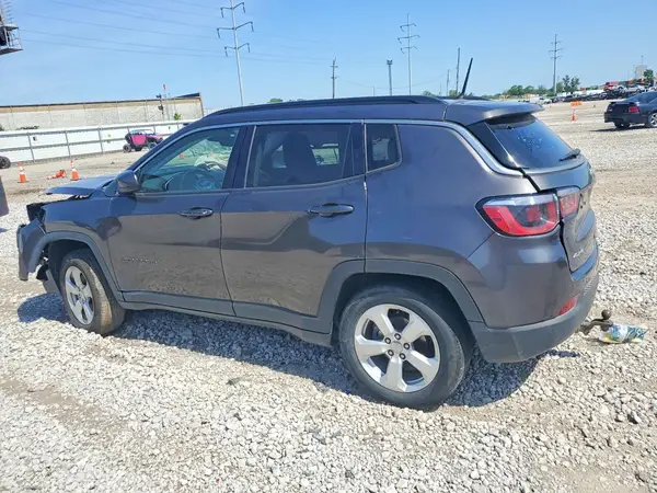 3C4NJDBB3JT360862 2018 JEEP COMPASS - Image 2