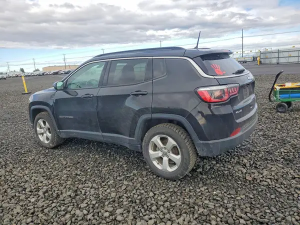 3C4NJDBB3JT366371 2018 JEEP COMPASS - Image 2