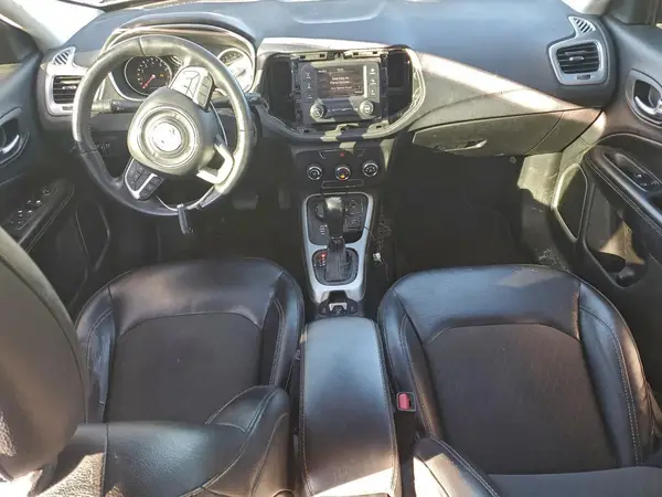 3C4NJDBB3JT373465 2018 JEEP COMPASS - Image 8