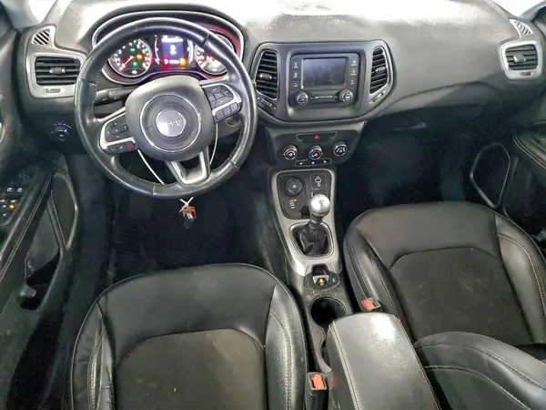3C4NJDBB3JT376205 2018 JEEP COMPASS - Image 8