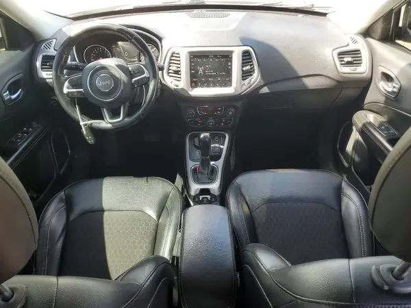 3C4NJDBB3JT392713 2018 JEEP COMPASS - Image 8
