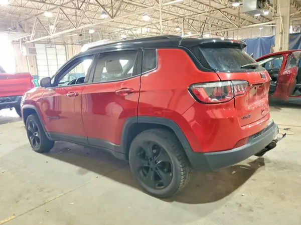 3C4NJDBB3JT394283 2018 JEEP COMPASS - Image 2