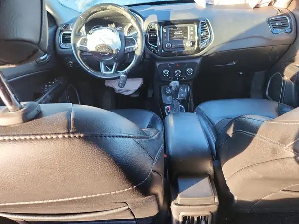 3C4NJDBB3JT399192 2018 JEEP COMPASS - Image 8