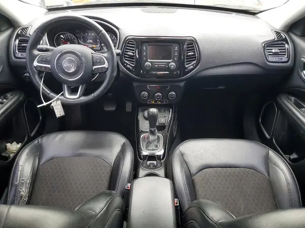 3C4NJDBB3JT400809 2018 JEEP COMPASS - Image 8