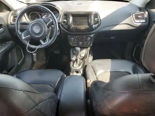 3C4NJDBB3JT404181 2018 JEEP COMPASS - Image 8
