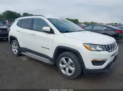 3C4NJDBB3JT423023 2018 JEEP COMPASS