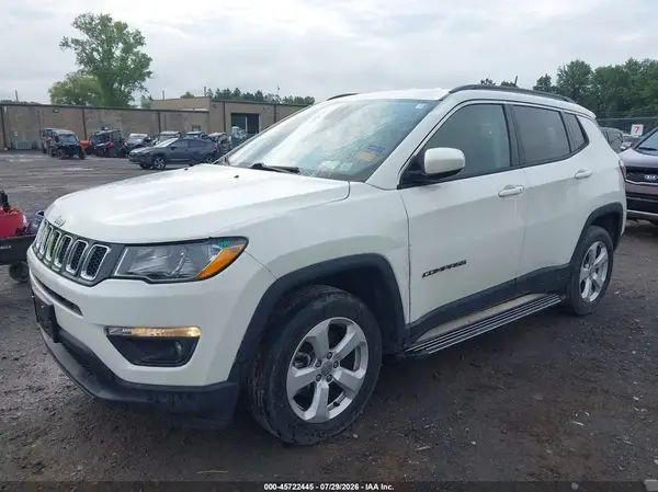 3C4NJDBB3JT423023 2018 JEEP COMPASS - Image 2