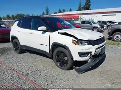 3C4NJDBB3JT432837 2018 JEEP COMPASS