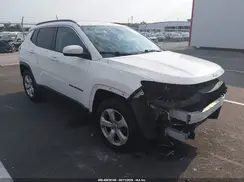 3C4NJDBB3JT435009 2018 JEEP COMPASS