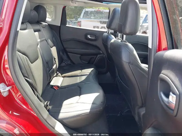 3C4NJDBB3JT435642 2018 JEEP COMPASS - Image 8