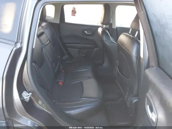 3C4NJDBB3JT436015 2018 JEEP COMPASS - Image 8
