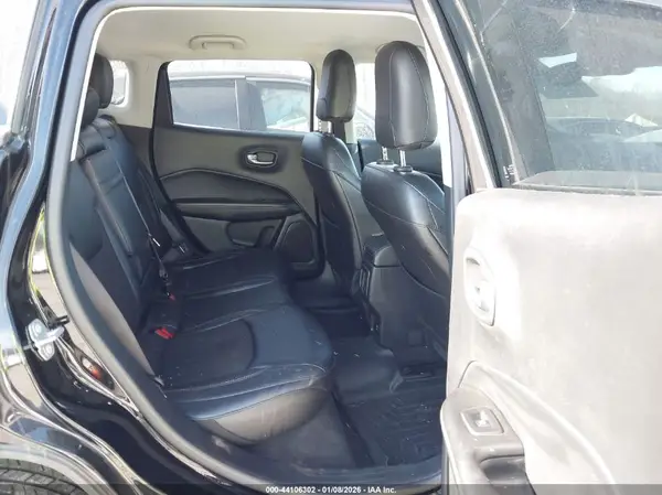 3C4NJDBB3JT436435 2018 JEEP COMPASS - Image 8